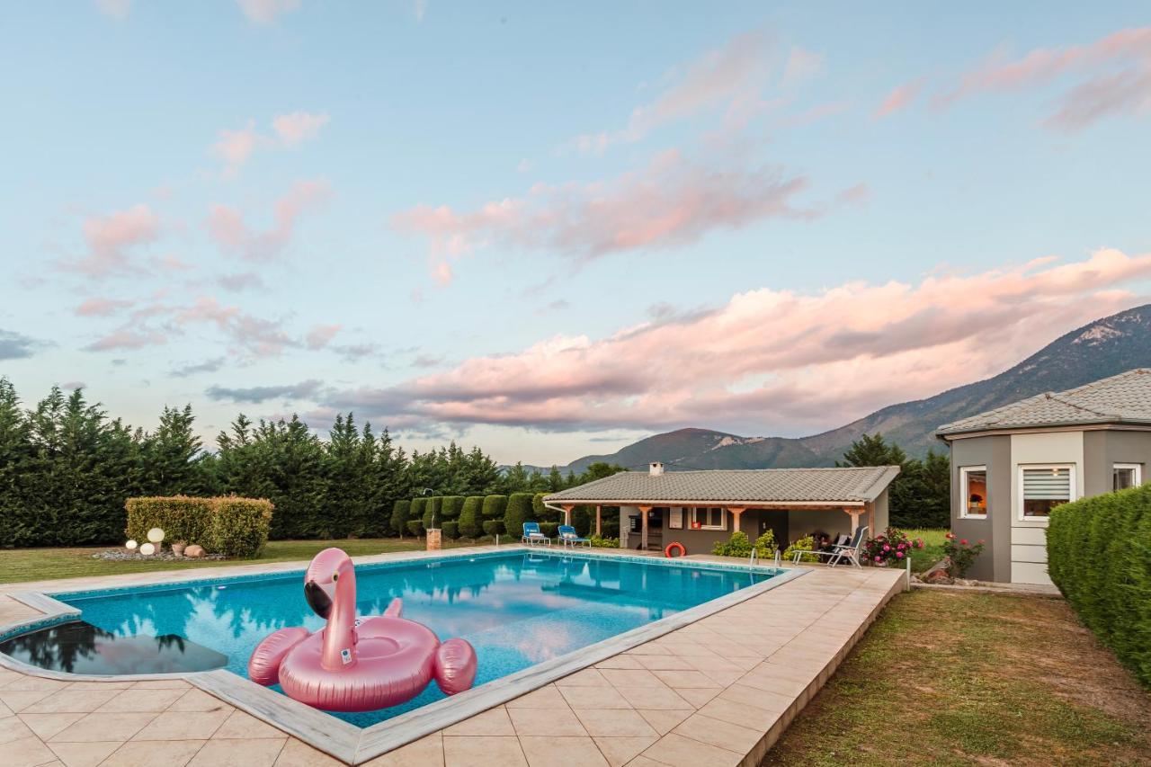 Villa Stymfalia - Luxury Mansion With Private Pool Karteri  Ngoại thất bức ảnh